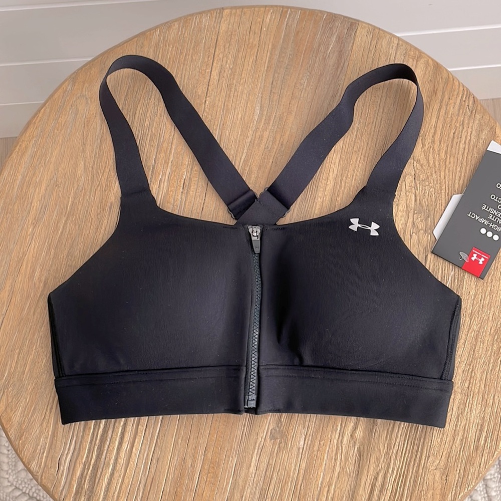 NWT Under Armour - Zip Front Sports Bra - Size 34A